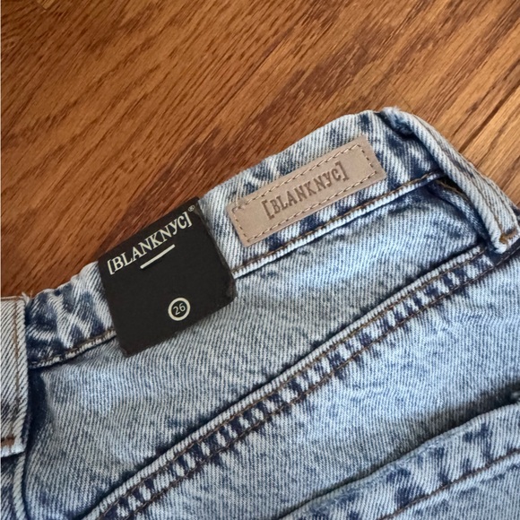 [BLANKNYC] womens Denim Mom Short with Fold Over‎ Waist Detail New! - Picture 8 of 10